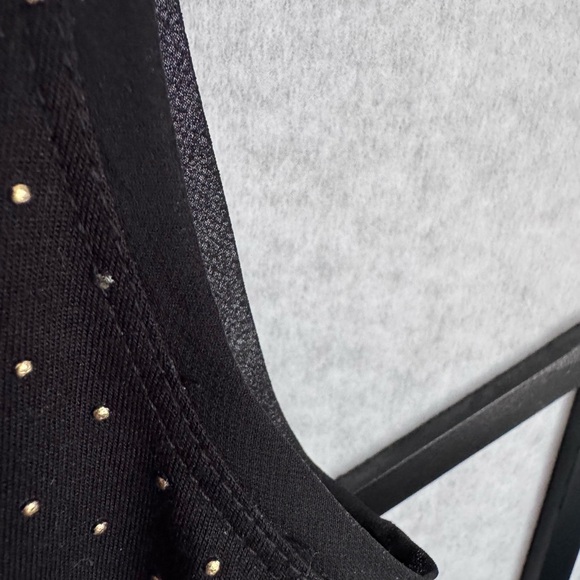 Banana Republic top. Size M. EUC - Picture 3 of 3